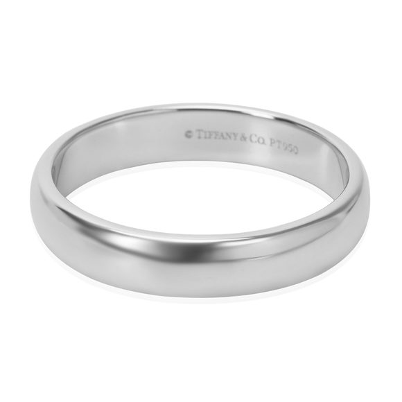 Tiffany & Co. Classic Men's Wedding Band in Platinum 4mm - Picture 1 of 3